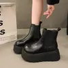 Nuevas Botas de Moda Versátiles de Suela Gruesa para Adelgazar para Personas Bajas Suela de Plataforma 2026 Botas Martin Botas Cortas para Mujer
