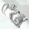 Joyería Popular para Manos Europea y Americana Transfronteriza, Simple y Moderna, Única y Exagerada, Pulsera de Metal Hueca de Borde Ancho con Resorte