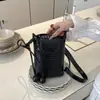 Bolsa Pequena Tendência Popular Transfronteiriça para Mulheres 2026 Verão Nova Moda Versátil Bolsa de Ombro Transversal Exquisite Bolsa para Celular