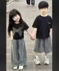 26 Moda Tendencia Tiktok Estilo Coreano Marca Trendy Pedrería Manga Corta Versátil Holgada Manga Corta Camiseta Padre-Hijo para Niños y Niñas