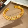 Pulsera Abierta Rombo Estilo Palacio Tang Hueco Arena Dorada Estilo Tienda de Oro con Pedrería, Pulsera Nueva Estilo Chino Patrón Rombo Rojo Rosa Chapada en Oro