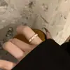 Moda Retro Elegante Anillo Abierto de Alta Gama Elegante Lujo Accesible Diseño Sencillo de Nicho Joyería de Mano Personalizada para Mujeres