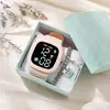 Reloj de fiesta para estudiantes, estilo frío, estilo Ins, estilo nicho universitario, azul Klein, estilo popular en línea, reloj atractivo.