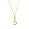 Collar con Colgante de Lupa y Llave Estilo Vintage de Lujo de Alta Gama, Cadena Larga para Suéter Colgante Versátil de Diseño de Nicho para Mujeres