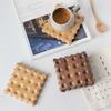 Simple almohadilla aislante almohadilla de madera forma de caricatura posavasos para taza de café posavasos para galletas estilo ins nogal negro