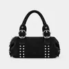 Bolsa Boston Almofada Studded Retro de Design de Nicho com Fivela Elegante de Couro Bolsa de Ombro Estilo Biker para Mulheres