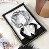 Bufanda Cuadrada de Moda Versátil Estilo Coreano Floral 70% Seda Artificial Pañuelo de Cuello Pañuelo de Cuello de Alto Grado con Puntos Venta al por Mayor