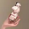 Presilha Banana de Cetim com Bolinhas e Laço de Alta Qualidade, Presilha Vertical Elegante para Rabo de Cavalo Alto, Versátil, Acessório de Cabelo Não Danifica