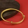 Joyería Sand Gold, Anillo Sencillo de Herencia Antigua, Pulsera de Empuje y Tirón para Mujer, Oro Simulado, Lujo Accesible, Joyería de Tres Oros para Bodas de Alta Gama
