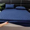 Funda de colchón acolchada impermeable antiarrugas Amazon de comercio exterior, funda a prueba de agua y polvo, protector de colchón a prueba de orina, protector de colchón Simmons