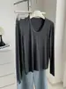 Elegante camiseta de manga larga de doble capa con cuello en U de lana Tencel para mujer, otoño e invierno 2026, capa base suave y amigable con la piel