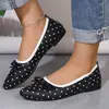 Comercio exterior transfronterizo talla grande otoño 2026 nuevos zapatos planos sin cordones para mujer con lunares y lazo