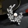 Broche da Deusa Laurel elegante Pin Pérola Natural Chic Cerejeira Flor Acessórios Casaco Casaco Decoração Nearline