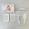 Set de vajilla desechable para pastel, incluye seis piezas, para fiestas de cumpleaños; fabricante de cuchillos, tenedores y platos para pastel; set de caja de regalo