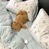 Algodón Puro de Grado A Hilo de Doble Capa Grado Materno e Infantil Juego de Ropa de Cama de Cuatro Piezas Sábana de Cama con Dibujos Animados Estilo de Dibujos Animados Estilo Pequeño Aroma