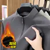 Camiseta de manga larga con media cremallera, sin costuras, de spandex para hombre, nueva de invierno 2025, color liso, sudadera casual con cuello alto para hombre