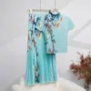 Cambia la Imagen, Cambia el Estilo, Cambia el Tamaño, Procesamiento y Personalización de Ropa para Mujer, Traje de Moda Plisado de Alta Gama con Textura, Conjunto de Dos Piezas para Mujer con Efecto Adelgazante