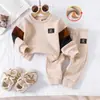 Amazon Ropa Transfronteriza para Niñas Comercio Exterior Europeo y Americano Conjunto de Sudadera Color Albaricoque Ropa Nueva para Niños Conjunto de Dos Piezas Venta al por Mayor en Stock
