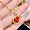 Colgante de collar de bayas recubierto de azúcar de doble cara Anillo Folu con esmalte vintage Pendientes de botón con tachuela de diamante rojo de estilo chino nuevo de alta calidad para mujer