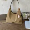 Bolso de Hombro Grande de Gran Capacidad Informal Estilo Coreano para Viajes Diarios para Mujer Otoño e Invierno 2025 Nuevo Bolso Tote Frosted Retro de Moda