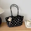 Bolsa tote de bolinhas super popular transfronteiriça para mulheres, nova tendência outono 2026, moda casual versátil, bolsa de ombro/axila para o dia a dia
