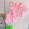 Traje de niña 2024 Verano Nuevo Bebé Femenino Manga Corta Top Pantalones Cortos Dos Piezas Cabello Transfronterizo