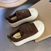 Zapatos casuales bajos nuevos versión coreana Songgao 2026, zapatos de mujer de suela gruesa para primavera y otoño, slip-ons de cordones con corte profundo, puntera redonda de moda