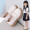 Sapatos de Couro Infantis, Mocassins para Meninas, Novos Sapatos Infantis Estilo Coreano Outono 2026, Sapatos Slip-On Versáteis para Crianças Maiores