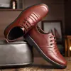 Zapatos de cuero para hombre transpirables estilo coreano Negocios Zapatos británicos para hombre punta redonda suela blanda comercio exterior zapatos casuales zapatos de trabajo entrega en una sola pieza