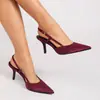 Sandalias de tacón de punta y punta fina estilo francés al por mayor de fábrica, tacones altos elegantes europeos y americanos, tacones versátiles para mujer para el trabajo y los desplazamientos