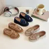 Zapatos de Cuero Versátiles Estilo Retro Casual con Borlas para Niñas Verano 2025 Nuevos Zapatos de Suela Suave Mocasines sin Cordones para Niños