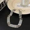 Collar de Estilo Francés para Socialité con Pedrería y Bordado de Lentejuelas Cadena para Clavícula de Estilo Frío para Mujer Collar con Diseño Simple y de Nicho Cinturón para el Cuello