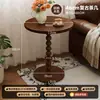 Mesita de noche de madera maciza estilo vintage, una alternativa versátil a las mesitas de noche pequeñas en dormitorios del hogar, estante de almacenamiento para mesita de noche de tamaño pequeño
