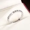 Anillo de dedo de diseño exclusivo de círculo completo de moda exquisito con incrustaciones de diamantes de circonita estilo corte retro anillo de dedo de arcoíris