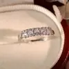 Anillo de Cobre Plateado de Tres Filas con Diamantes de Alto Gama, Diseño de Moda, Anillo de Circonita, Venta al por Mayor