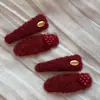 Día de Año Nuevo Clip de Pinza Ovalado Rojo con Etiqueta Dorada en Forma de Corazón Clip Lateral de Felpa para el Cabello Accesorio para el Cabello de Flequillo Exquisito de Alta Gama