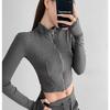Início da Primavera American Hot Girl Espinha de Peixe Zíper Duplo Top Feminino Novo Design Emagrecedor Jaqueta Curta com Gola Alta Curta