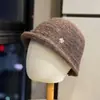 Sombrero de Pescador Corto Personalizado de Ala Enrollada para Mujer, Gorro de Punto Cálido Otoño/Invierno, Versátil Casual, Estiliza el Rostro, Sombrero de Cubo, Estilo Minimalista