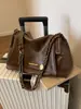 Bolsa tote 2026 novo modelo, elegante e de alta qualidade, bolsa de grande capacidade para o dia a dia, bolsa de ombro com corrente simples e casual, bolsa transversal