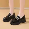 Mocasines para mujer 2026 otoño nuevo estilo punta redonda piel brillante estilo británico suela gruesa que aumenta la altura sin cordones zapatos tipo college para mujer