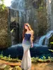 Vacaciones en la Isla, Temperamento Puro y Atractivo, Traje de Baño de Dos Piezas Estilo Falda, Strapless Azul Degradado, Diseño Femenino de Cola de Pez que se Ajusta a la Cadera
