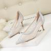 869-26 Zapatos de mujer de estilo europeo y americano con tacón fino y tacón alto, puntiagudos, de malla hueca y encaje.