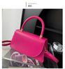 Bolso pequeño texturizado estilo occidental para mujer 2024 Nuevo Verano de mano para ir al trabajo color sólido bandolera moda portátil bolso cuadrado pequeño