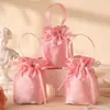 Bolsa de dulces para boda con Gipsófila, satín de alta gama con diamantes, bolsa brillante para empaquetar dulces de boda, caja de dulces para boda, bolsa de tela para boda