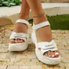 Nuevas Sandalias de Cuña para Mujer de Gran Tamaño para Exportación Verano 2025 Ligeras y Versátiles Estilo Europeo y Americano para Playa Velcro
