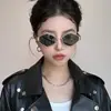 Óculos de Sol com Armação de Metal para Mulheres, Estilo Novo de Alta Qualidade 2025, Armação Pequena Poligonal Estilo Europeu e Americano Olho de Gato, Estilo para Rosto Pequeno, Engraçado