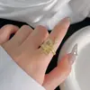 Anel Ajustável Fosco Abertura Ouro Areia Fina Moda Feminina Doce Luxo Leve Nicho Anel Exquisito Design Antigo