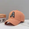 Boné de Verão Xadrez Letra A Estilo Coreano Unissex Moda de Rua para Fashionistas Boné de Baseball Pequeno para Homens 2024