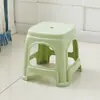 Banqueta de Plástico para Uso Doméstico, Cadeira Espessada, Tamanho Pequeno, Design Estiloso e Simples, Banqueta Quadrada para Adultos, Banqueta Individual, Banqueta Alta, Banqueta Baixa