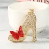 Novo chaveiro de sapato de salto alto cravejado de diamantes transfronteiriço, pingente de metal para carro e bolsa feminina, atacado de fabricante de pequenos presentes